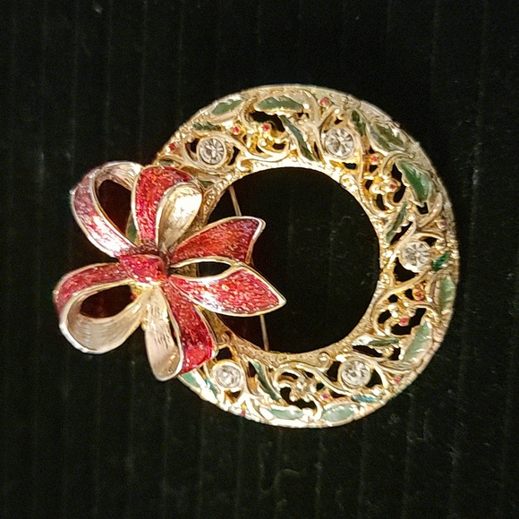 Vintage Danecraft Signed Gold Tone Christmas Wreath Brooch Pin Red Bow Holiday - Picture 12 of 16
